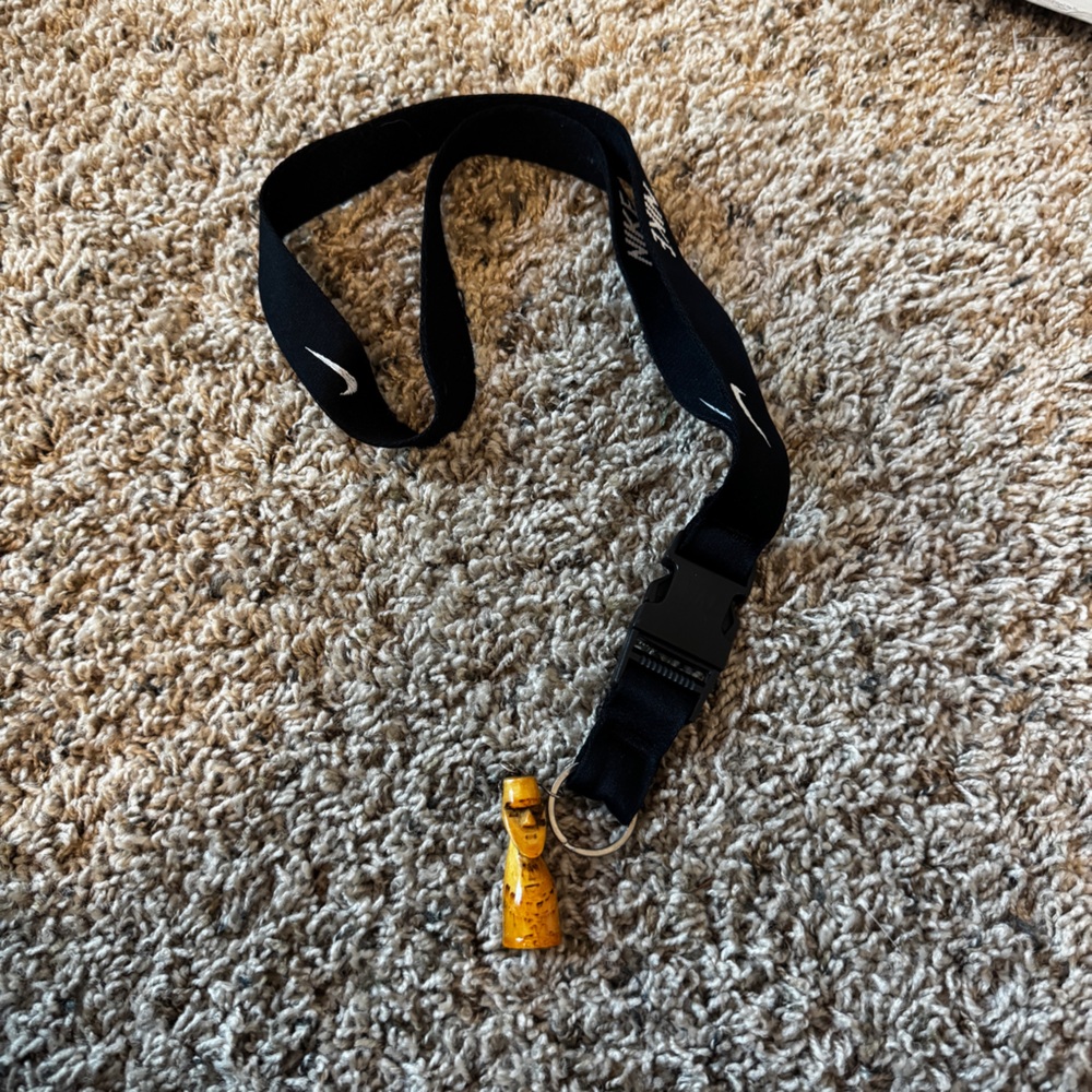 Nike Black Lanyard with Keychain - Picture 3 of 3